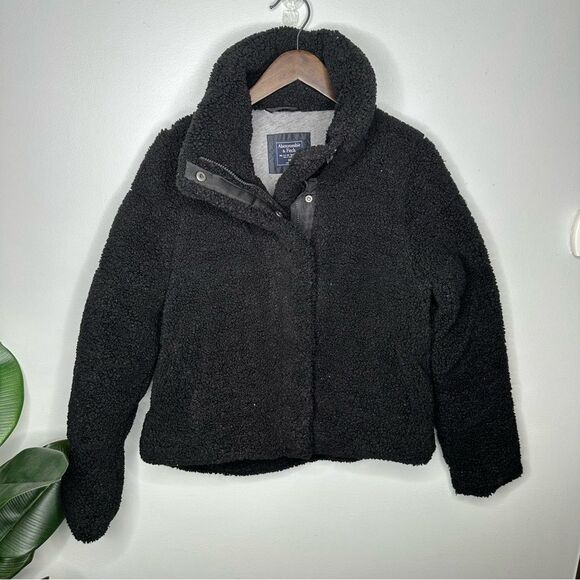 Abercrombie & Fitch Teddy Bear Sherpa Jacket - Picture 4 of 10